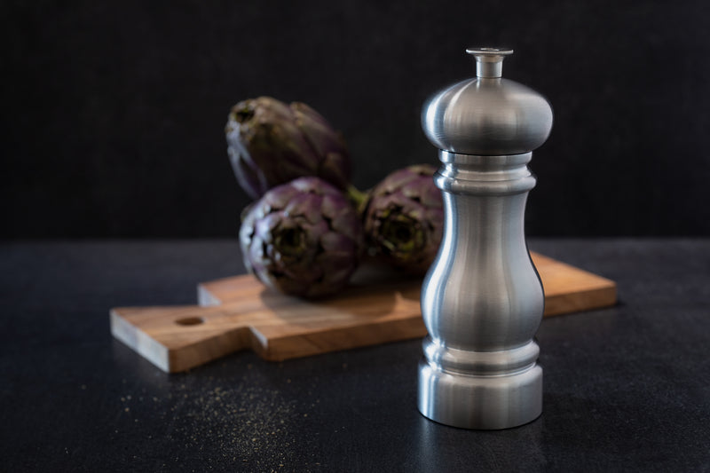 Bisetti Panarea Black Finish Stainless Steel Pepper Mill With Adjustable Grinder, 17 cm / 6.7 Inch - BisettiUSA